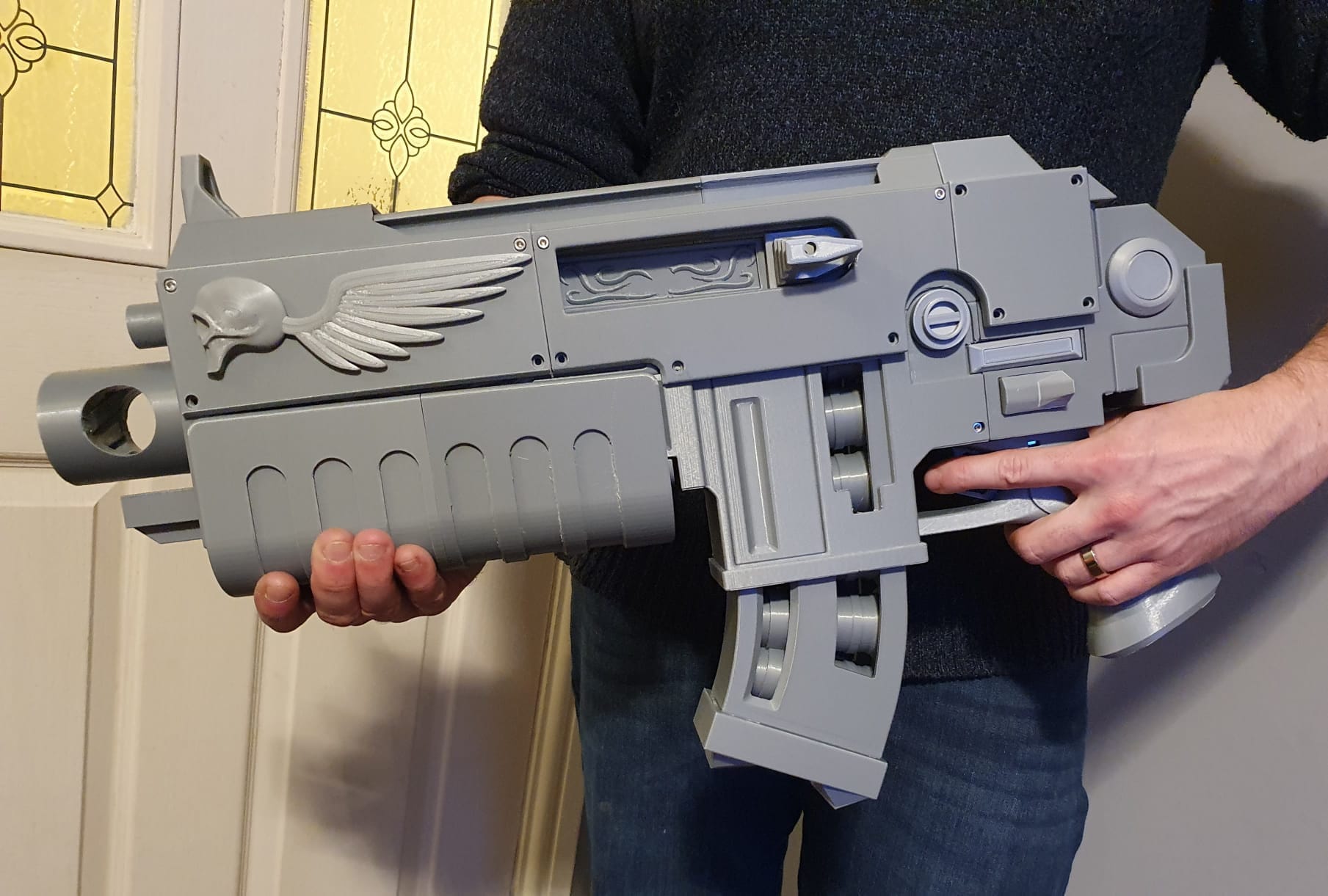 3D Printed True to Scale Warhammer 40K Bolter Prop - Cosplay / LARP / Decoration